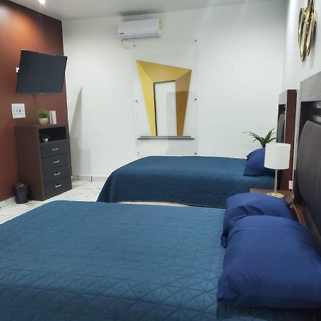 Suites Motel La Frontera Ciudad Juarez Bagian luar foto