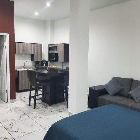 Suites Motel La Frontera Ciudad Juarez Bagian luar foto