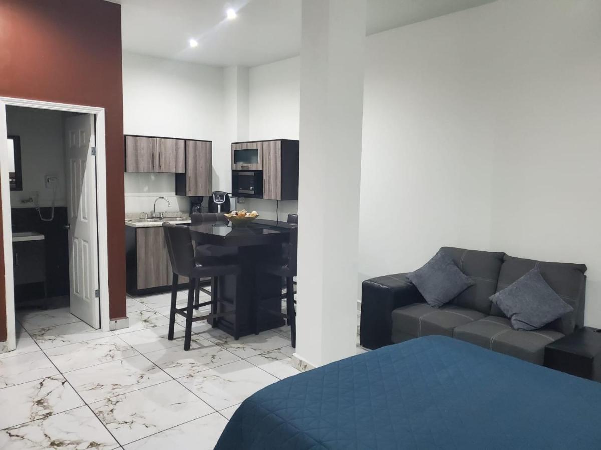 Suites Motel La Frontera Ciudad Juarez Bagian luar foto